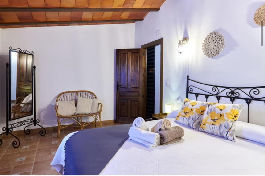 Alojamiento Turistico Loma Alta Cambil Bagian luar foto